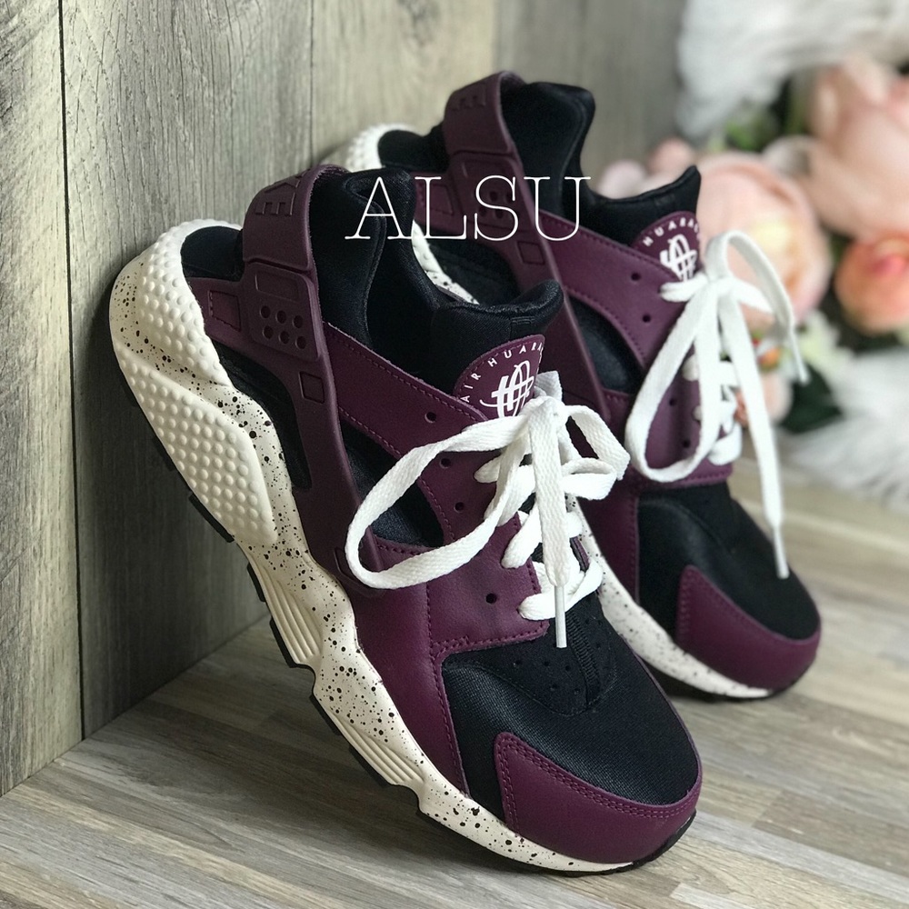 NWT NikeID Huarache Run Burgundy B/W Dots W AUTHEN - Picture 2 of 8